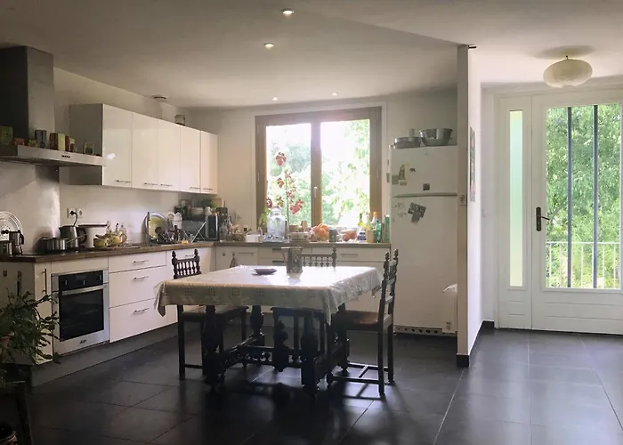Chambre Privee Dans Maison En Garrigue