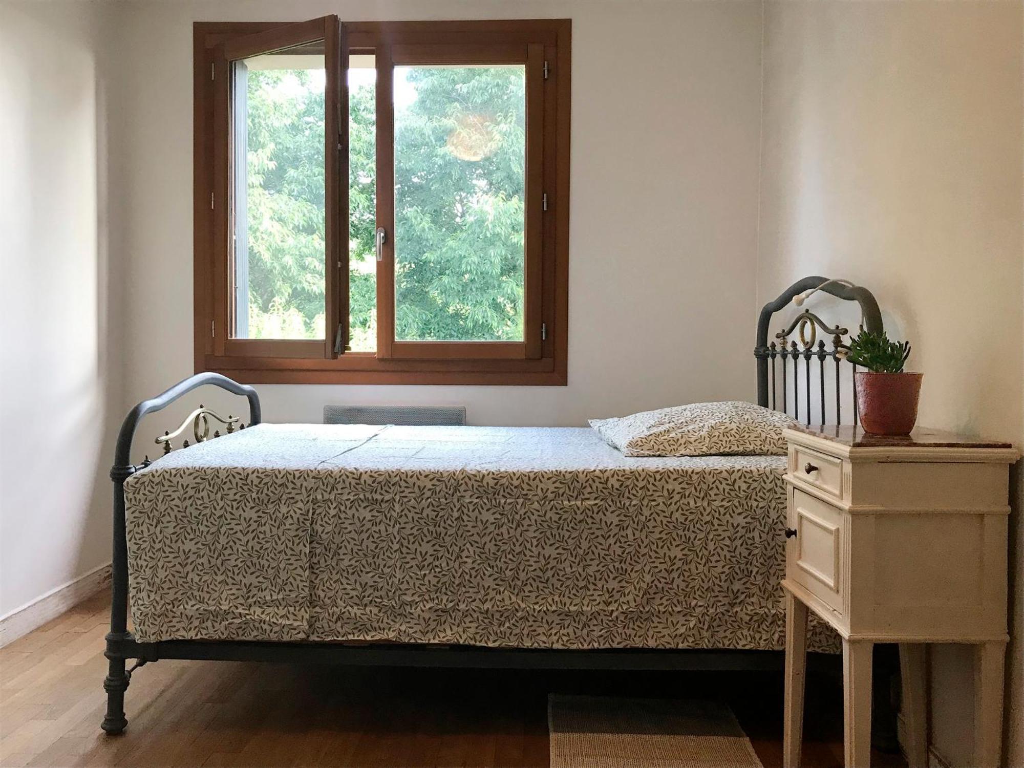 Privee Dans Maison En Garrigue Quarto em Acomodações Particulares *